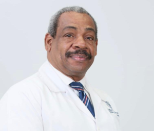 Dr. Mauricio Anderson